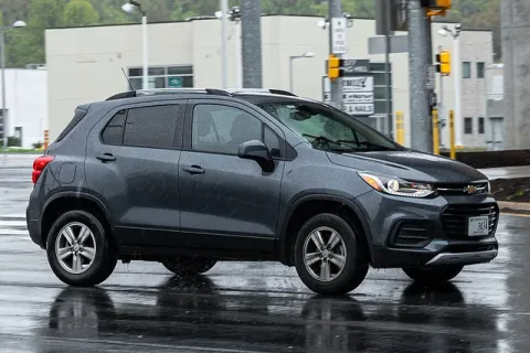U200